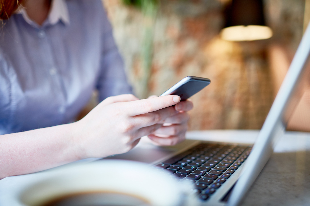 Melhores práticas: como criar enquetes no WhatsApp que as pessoas realmente respondem